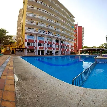Готель Seramar Luna-luna Park 3*